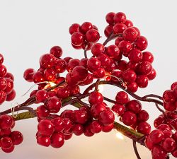 Lit Red Berry Garland