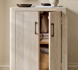 Aptos Entry Cabinet (25")