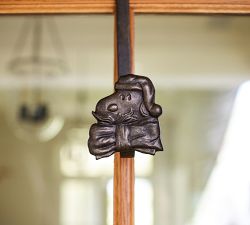 Peanuts™ Wreath Holder