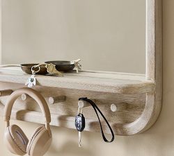 Aptos Mirror With Hooks