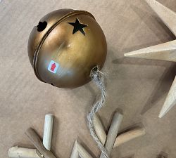 Open Box: Holiday Curtain Wall Art