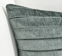 Xiomara Velvet Pillow