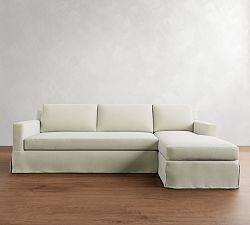 York Square Arm Slipcovered Chaise Sectional (84"&ndash;114")