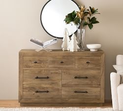 Oakleigh 7-Drawer Dresser (57")