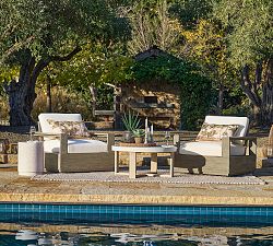 Indio Eucalyptus Modern Platform Swivel Outdoor Lounge Chair