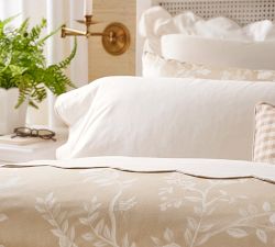 Scalloped Embroidered Sheet Set
