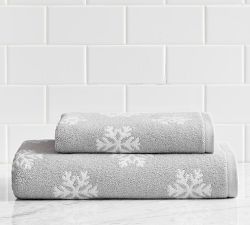 Snowflake Jacqaurd Towel