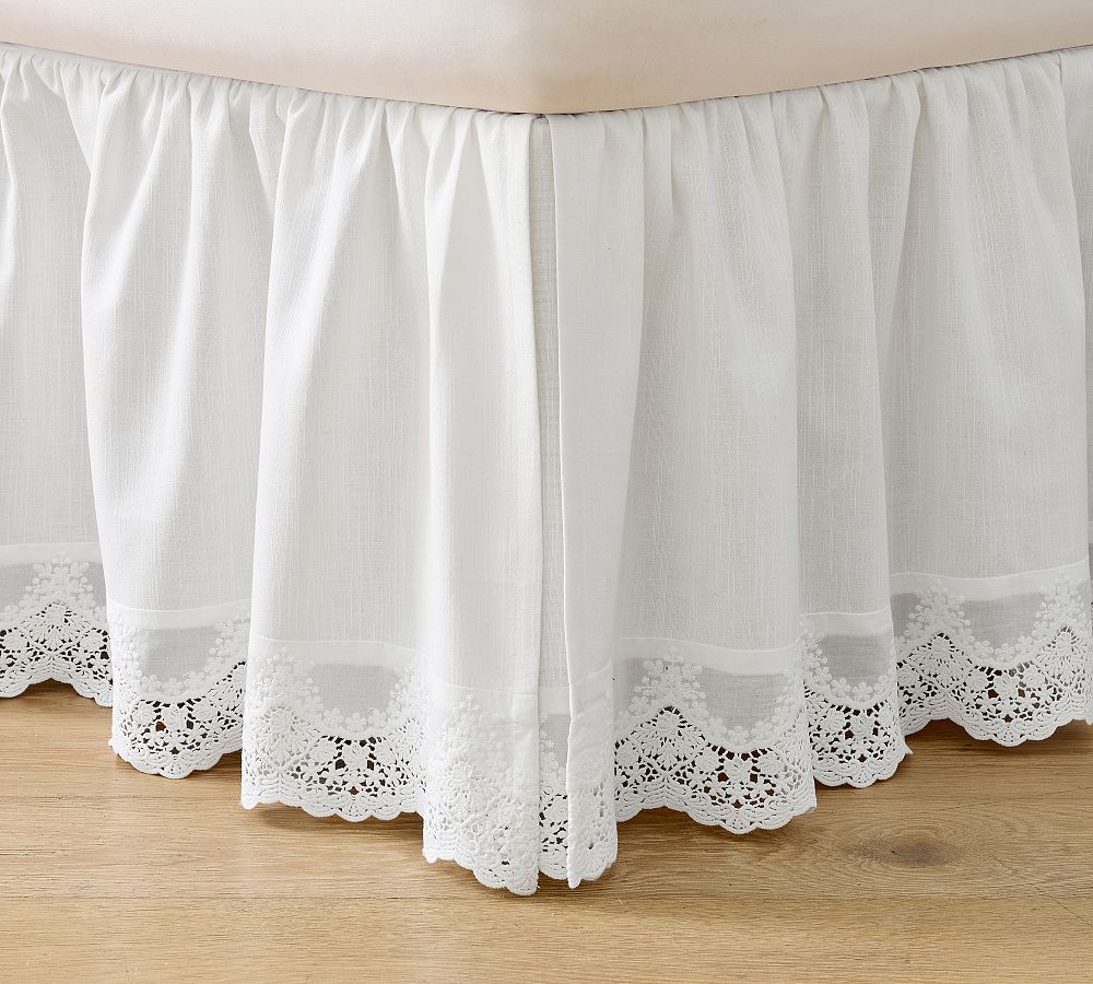LoveShackFancy Bedskirt - White, Queen