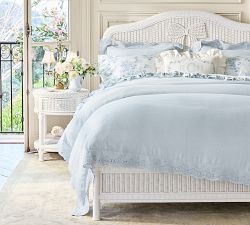 LoveShackFancy Willa Round Nightstand (20")