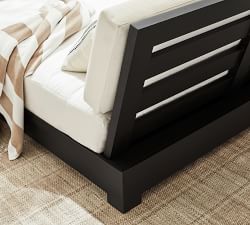 Malibu Metal Platform Outdoor Daybed