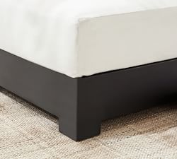 Malibu Metal Platform Outdoor Daybed