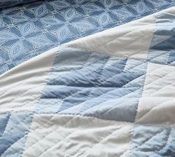 Airstream Quilted Blanket