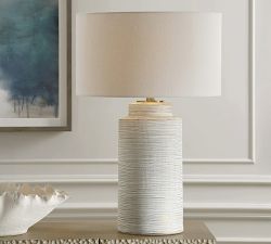 Tallula Ceramic Table Lamp (26.5")