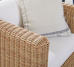Get The Look: Huntington Square-Arm Sofa Outdoor Lounge Set