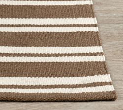 Pelia Handwoven Outdoor Performance Rug