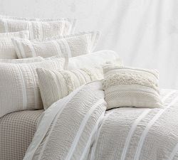 Mazzi Handloomed Lumbar Pillow