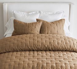 Open Box: Belgian Flax Linen Tufted Quilt, Twin/Twin XL - Bronze