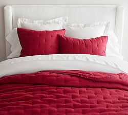 Open Box: Belgian Flax Linen Tufted Quilt, Full/Queen - Red Berry