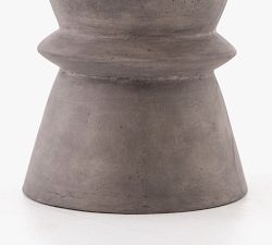 Clessidra Concrete Round Outdoor End Table (15")