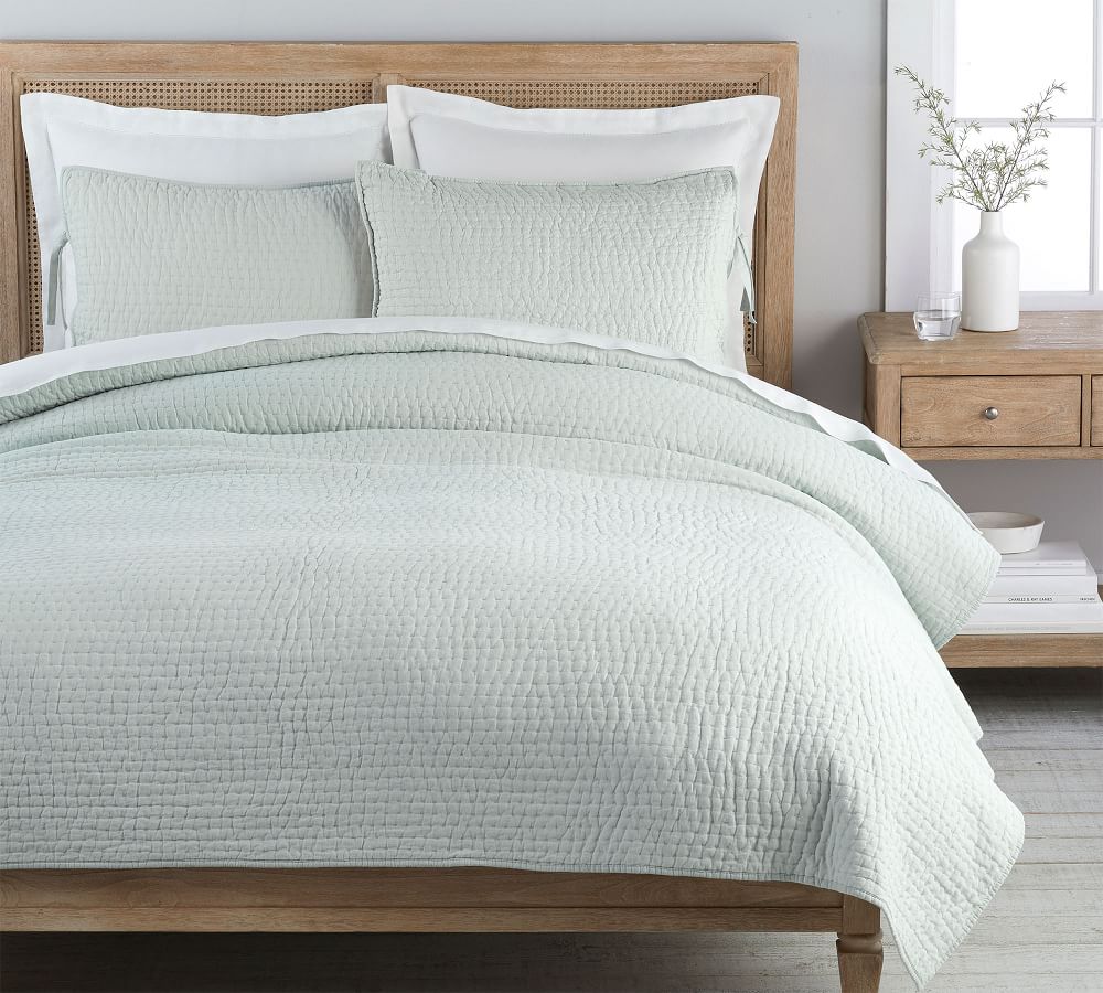 Pick-Stitch Handcrafted Cotton Quilt, Porcelain Blue, Full/Queen