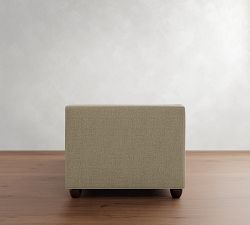 Chesterfield Square Arm Sofa (69"&ndash;94")