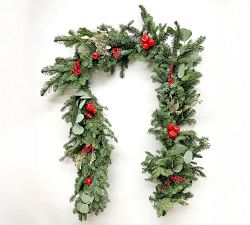 Handcrafted Fresh Evergreen and Red Berry Indoor/Outdoor Botanicals