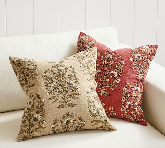 Pottery Barn 花柄クッションカバー Desiree Floral Embroidered Pillow Cover | Pottery Barn