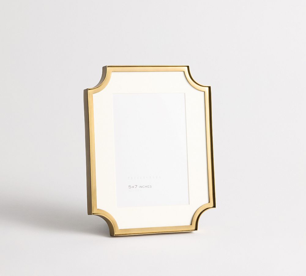 Stowe Scalloped Frames