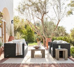 Rockport Square Outdoor Side Table (18")