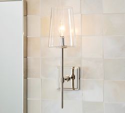 Pearson Glass Single Sconce (18")