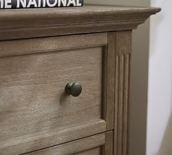 Livingston 3-Drawer Dresser (39")