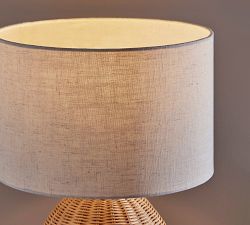 Braxton Rattan Table Lamp (19"-24")
