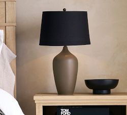Theo Ceramic Table Lamp (25")