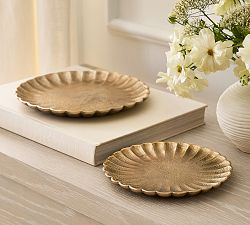 Gold Scalloped Trays - Set of 2