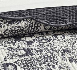 Velvet Scalloped Edge Reversible Quilt