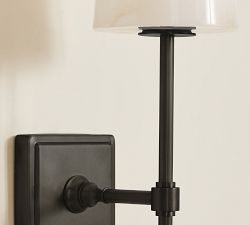 Pearson Alabaster Sconce (18")