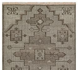 Hanisi Handcrafted Rug