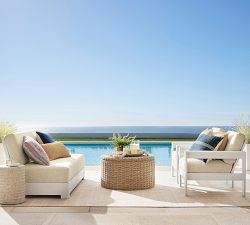 Huntington Wicker Round Outdoor Coffee Table with Storage (34")