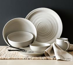 Farmstead Stoneware Serving Bowl