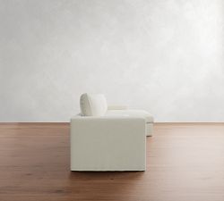 Westwood Square Arm Slipcovered Chaise Sectional (131"&ndash;149")
