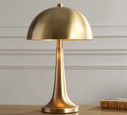 Damon Metal Table Lamp (16")