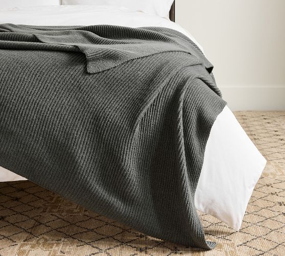 Reversible Rib Blanket