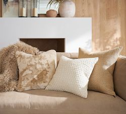 Isla Hand-Knotted Pillow Cover