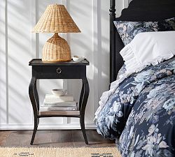 Scarlett Nightstand (20")