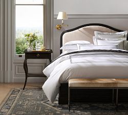 Scarlett Nightstand (20")