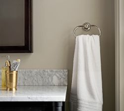 Chris Loves Julia Towel Ring
