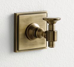 Pearson Hook