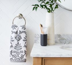 Naia Organic Jacquard Towel
