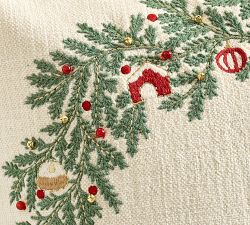 Nostalgic Wreath Pillow Cover