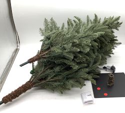 Open Box: Lit Faux Pine Tree (5') - Green